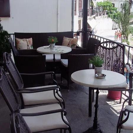 Mansion Theodora 3* Makrinitsa