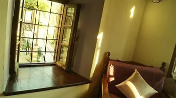 Mansion Theodora 마크리니차